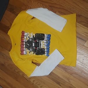 Boy's 8/10 Long Sleeve Tee, EUC
